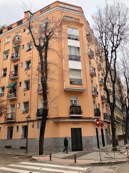 Preciosos Apartamento Cerca De Atocha Can Madrid Luaran gambar